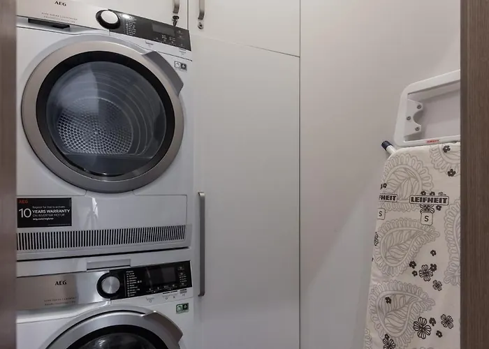 Premier 2bd Old Town Apartment Riga