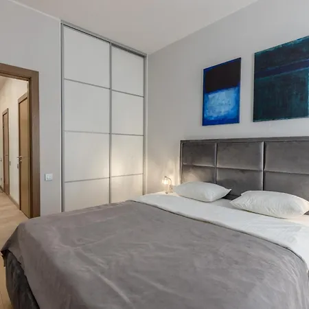 Premier 2bd Old Town ريغا