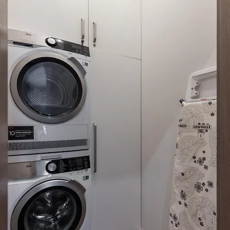 Premier 2bd Old Town Apartment Riga